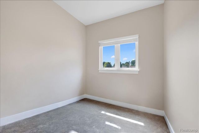 4266 McCandlish Road, Grand Blanc Charter Township, MI 48439