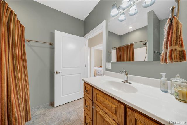 4266 McCandlish Road, Grand Blanc Charter Township, MI 48439