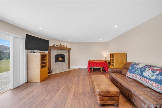 4266 McCandlish Road, Grand Blanc Charter Township, MI 48439