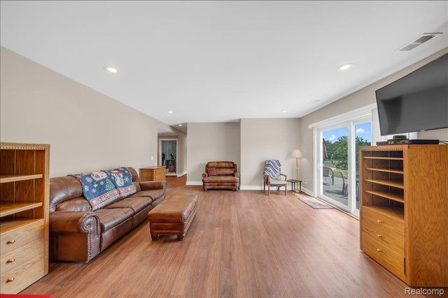 4266 McCandlish Road, Grand Blanc Charter Township, MI 48439
