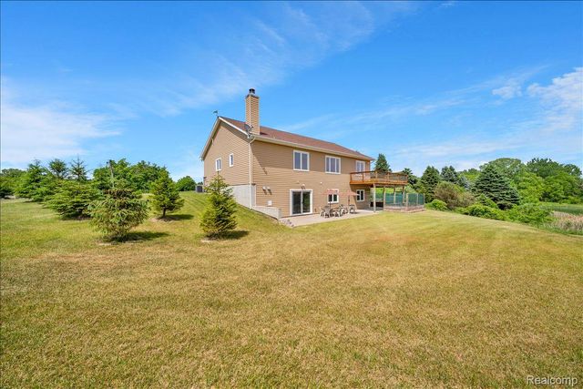 4266 McCandlish Road, Grand Blanc Charter Township, MI 48439