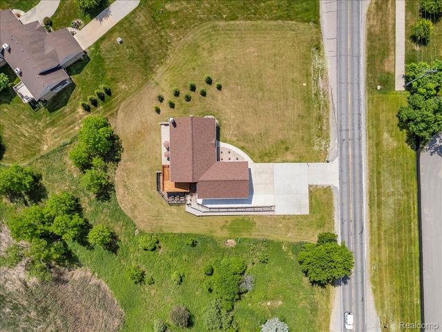 4266 McCandlish Road, Grand Blanc Charter Township, MI 48439