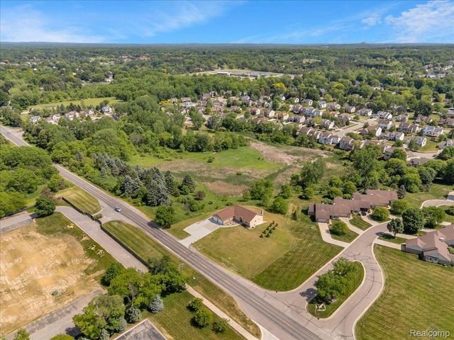 4266 McCandlish Road, Grand Blanc Charter Township, MI 48439