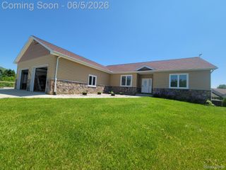 4266 McCandlish Road, Grand Blanc Charter Township, MI 48439