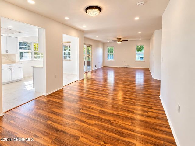 20 Norwick Drive, Forked River, NJ 08731
