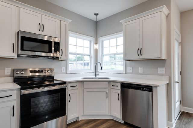 514 Edlin St Unit D, Clarksville, TN 37043