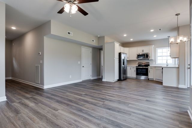 514 Edlin St Unit D, Clarksville, TN 37043