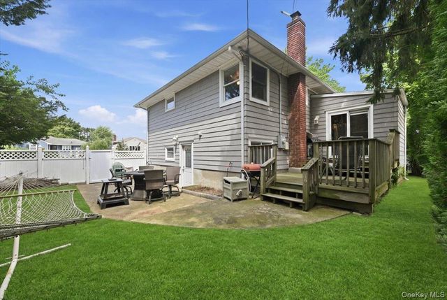 1279 Paul Street, Seaford, NY 11783