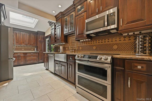 1279 Paul Street, Seaford, NY 11783