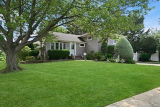 1279 Paul Street, Seaford, NY 11783
