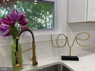 50 HILLMAN AVE, Ewing, NJ 08638