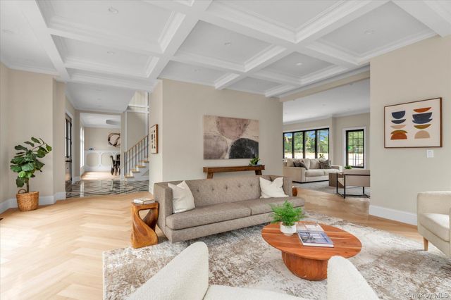 26 Bacon Road, Old Westbury, NY 11568