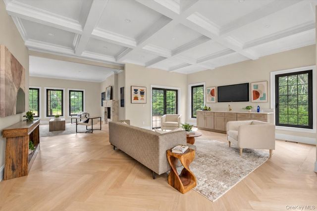 26 Bacon Road, Old Westbury, NY 11568
