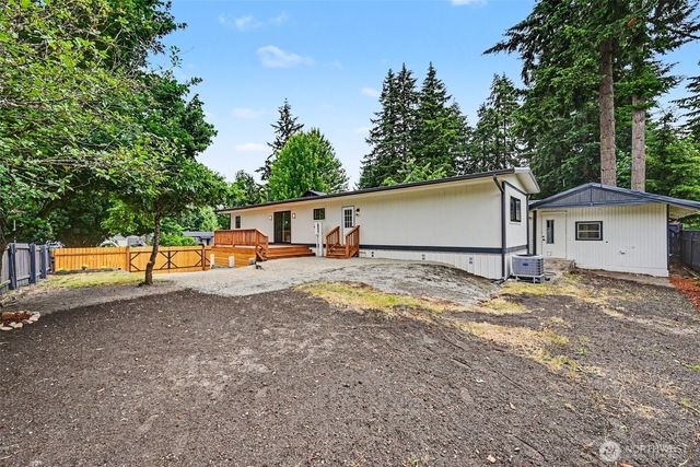 20006 117th Street E, Bonney Lake, WA 98391