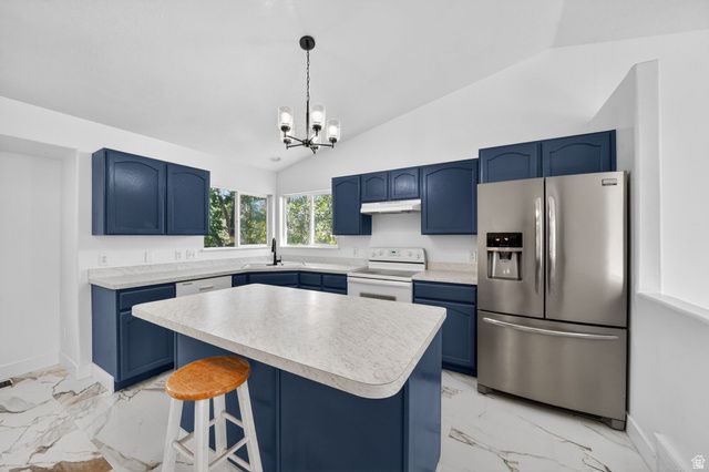 1520 N 550 W, West Bountiful, UT 84087