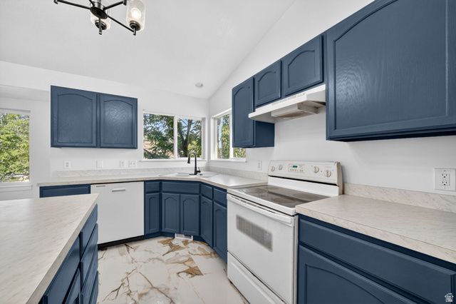 1520 N 550 W, West Bountiful, UT 84087