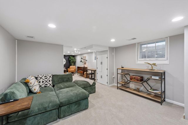 3206 McKinley Street NE, Minneapolis, MN 55418