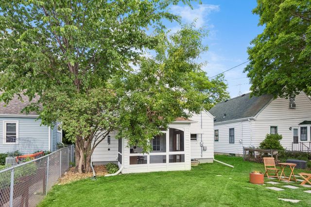 3206 McKinley Street NE, Minneapolis, MN 55418