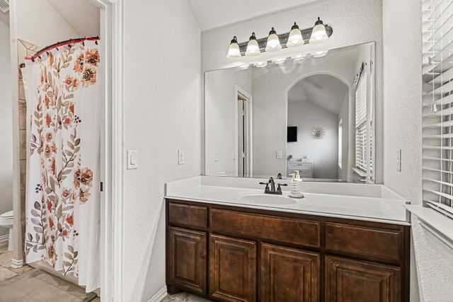 828 Sunflower Court, Aledo, TX 76008