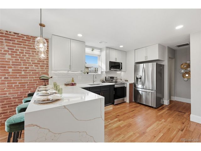 2839 N Fillmore St, Denver, CO 80205