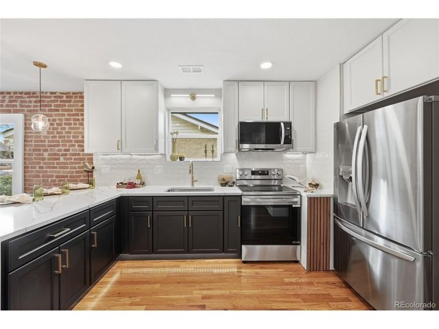 2839 N Fillmore St, Denver, CO 80205