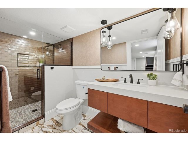 2839 N Fillmore St, Denver, CO 80205