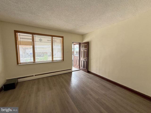 2528 S BEULAH ST, Philadelphia, PA 19148
