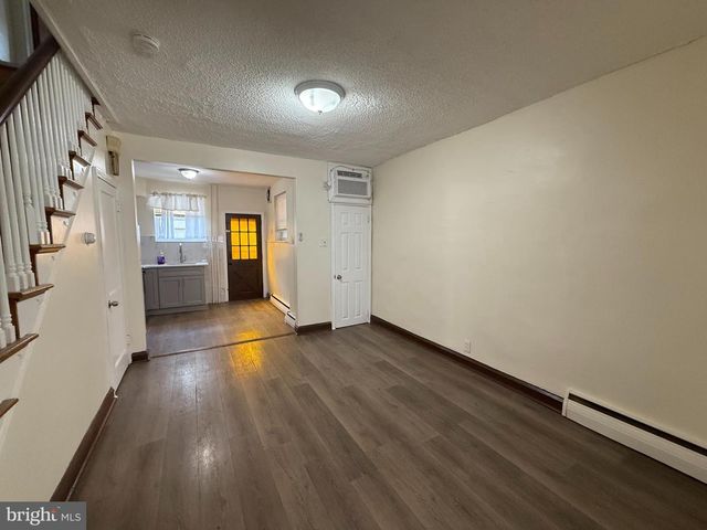 2528 S BEULAH ST, Philadelphia, PA 19148