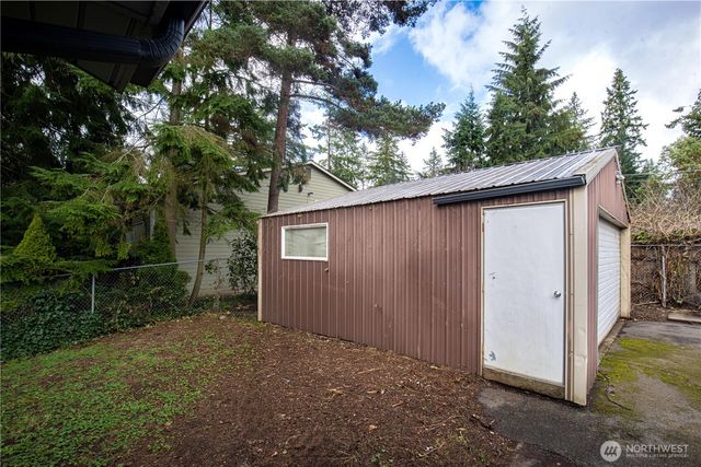 22014 54th Avenue W, Mountlake Terrace, WA 98043