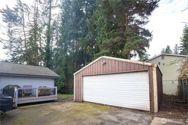 22014 54th Avenue W, Mountlake Terrace, WA 98043