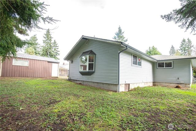 22014 54th Avenue W, Mountlake Terrace, WA 98043