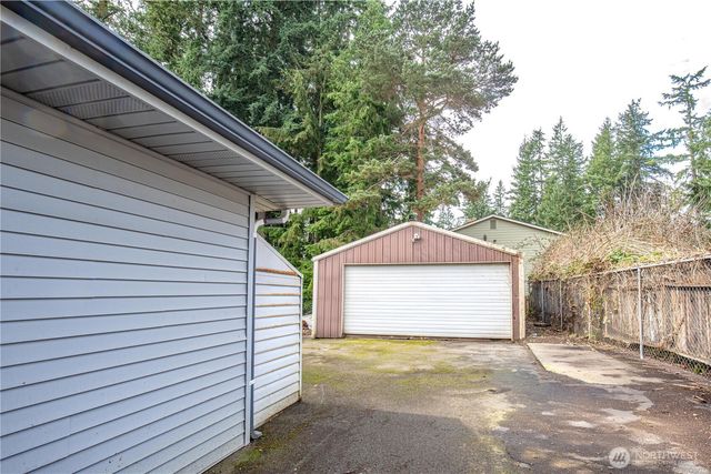 22014 54th Avenue W, Mountlake Terrace, WA 98043