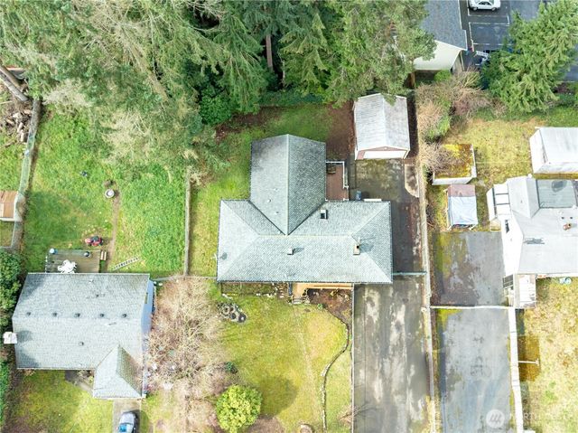 22014 54th Avenue W, Mountlake Terrace, WA 98043