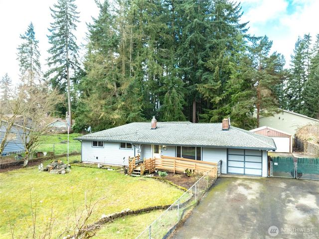 22014 54th Avenue W, Mountlake Terrace, WA 98043