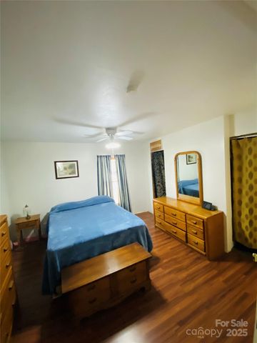 303 Parker Avenue, Mooresville, NC 28115