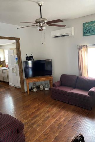 303 Parker Avenue, Mooresville, NC 28115