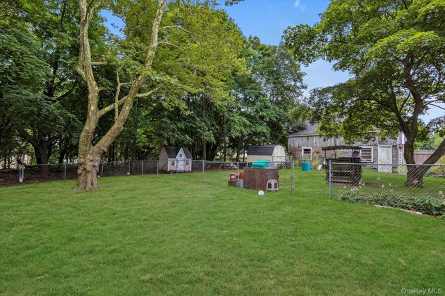 653 Main Road, Aquebogue, NY 11931