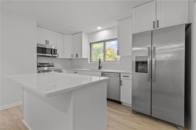 3724 Silina DR, Virginia Beach, VA 23452