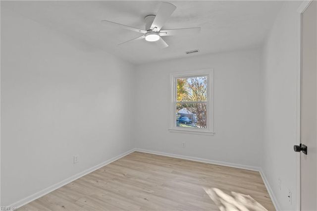 3724 Silina DR, Virginia Beach, VA 23452