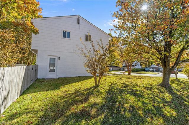 3724 Silina DR, Virginia Beach, VA 23452