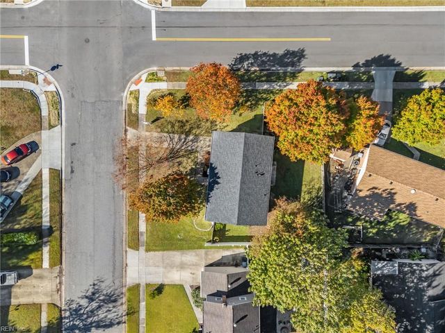 3724 Silina DR, Virginia Beach, VA 23452