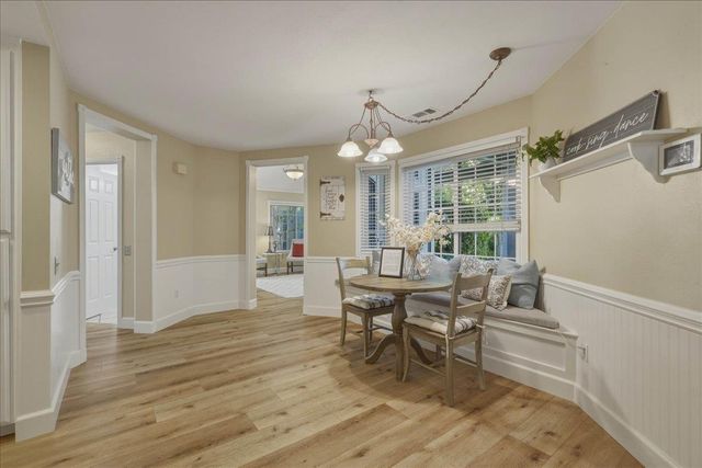 226 Bittercreek Dr, Folsom, CA 95630