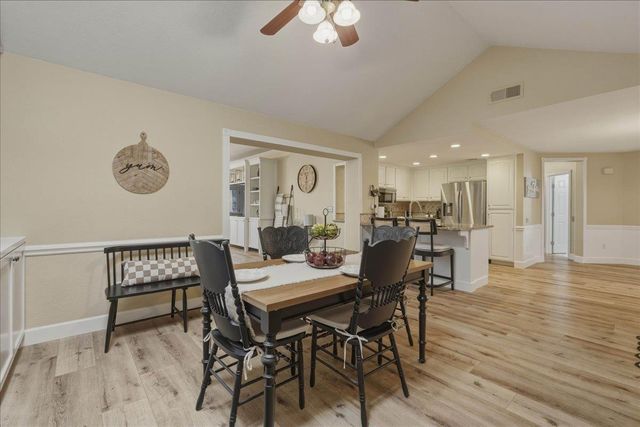 226 Bittercreek Dr, Folsom, CA 95630