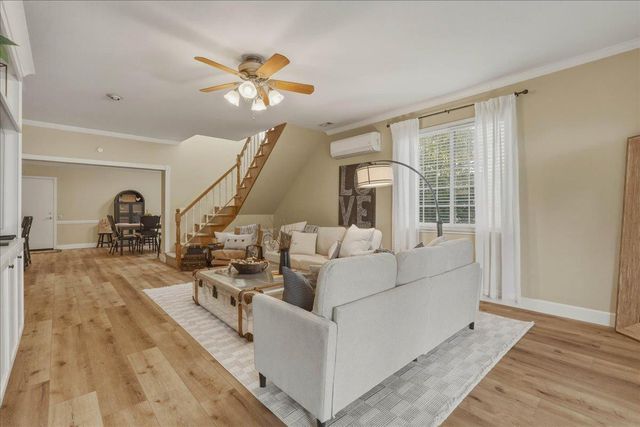 226 Bittercreek Dr, Folsom, CA 95630