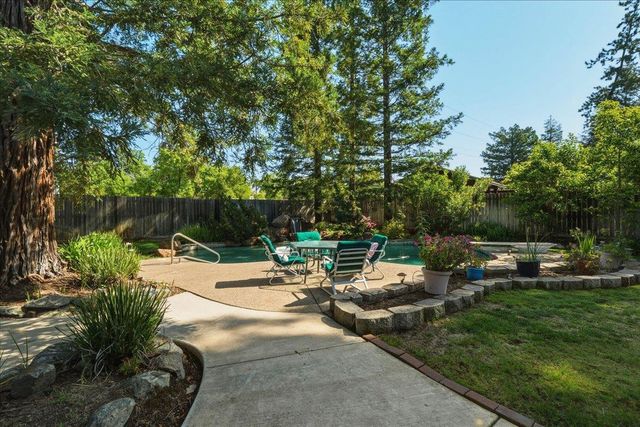 226 Bittercreek Dr, Folsom, CA 95630