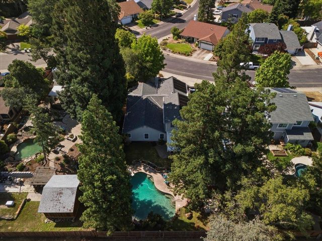 226 Bittercreek Dr, Folsom, CA 95630