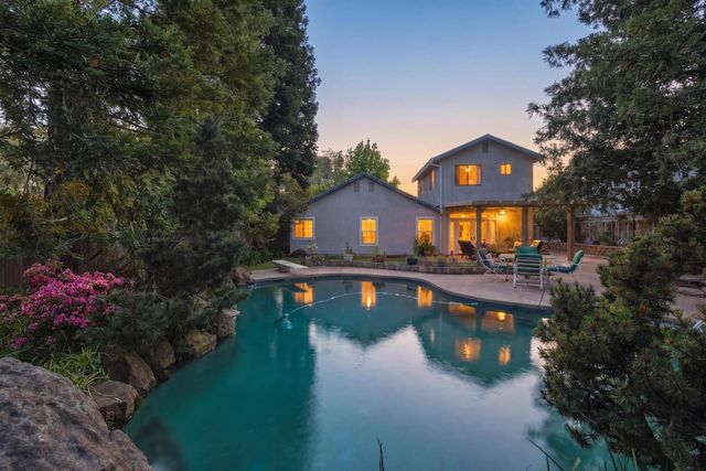 226 Bittercreek Dr, Folsom, CA 95630