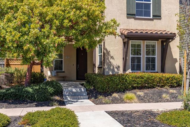 18587 Mcclellan Circle, Marina, CA 93933