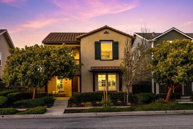 18587 Mcclellan Circle, Marina, CA 93933