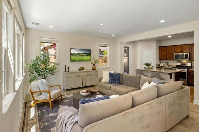 18587 Mcclellan Circle, Marina, CA 93933